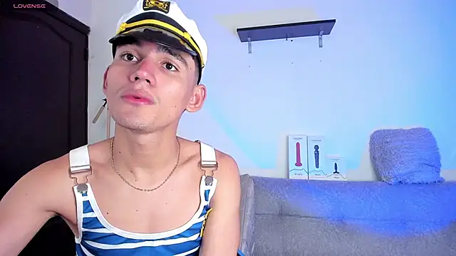 EstebanPerez  online show from February 4, 2025, 1:27 pm