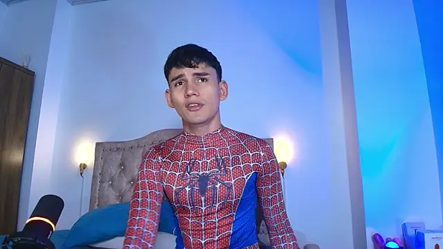 EstebanPerez  online show from September 30, 2025, 1:16 pm