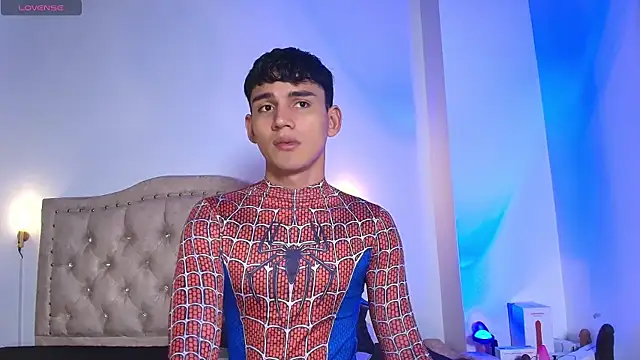 EstebanPerez  online show from October 10, 2025, 10:58 am