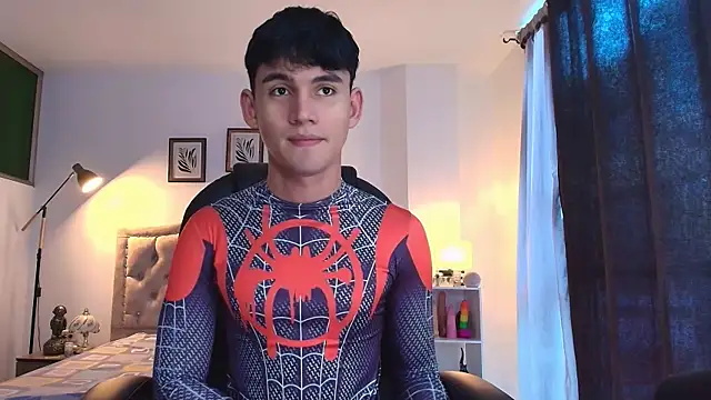 EstebanPerez  online show from October 30, 2025, 12:50 pm