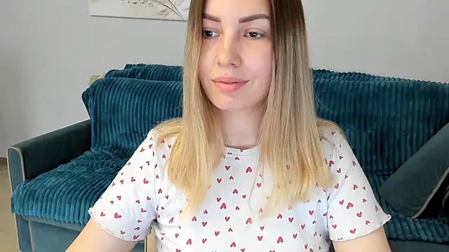 Mia shy1 online show from February 18, 2025, 7:54 am