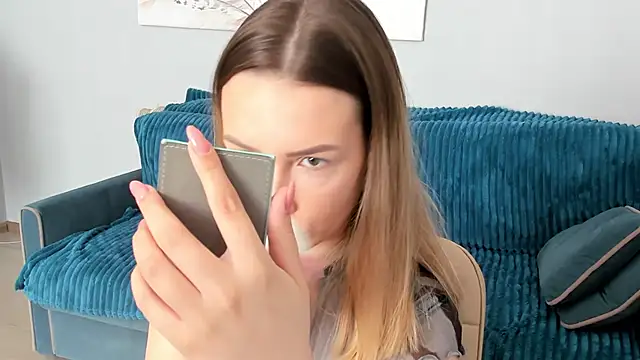 Mia shy1 online show from February 23, 2025, 6:39 am