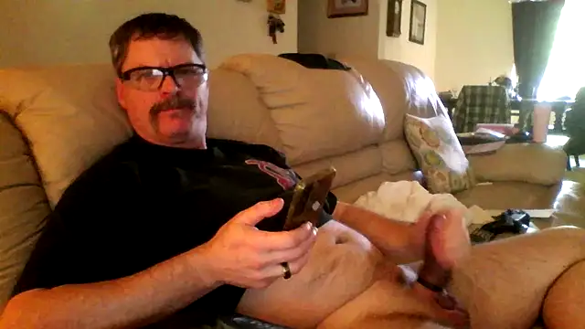 Billythekidd1978 online show from April 14, 2026, 3:29 pm