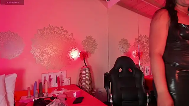 Scarlettt Ass online show from September 19, 2025, 12:28 pm