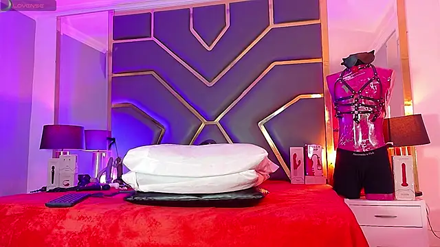 Snapshot of Scarlettt_Ass chatting on February 16, 2026, 12:34 pm Scarlettt Ass online show from February 16, 2026, 12:34 pm