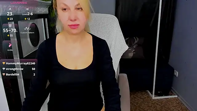 Snapshot of Anny_Jey_ chatting on February 28, 2025, 5:15 am Anny Jey online show from February 28, 2025, 5:15 am