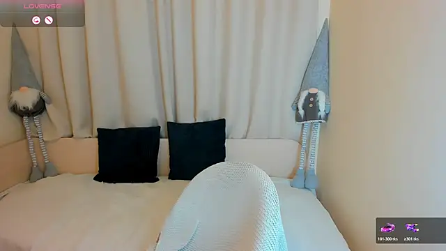 Snapshot of Anny_Jey_ chatting on January 5, 2026, 8:45 pm Anny Jey online show from January 5, 2026, 8:45 pm