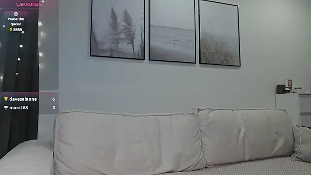 Snapshot of Linaa_Land chatting on January 30, 2025, 6:00 pm Linaa Land online show from January 30, 2025, 6:00 pm