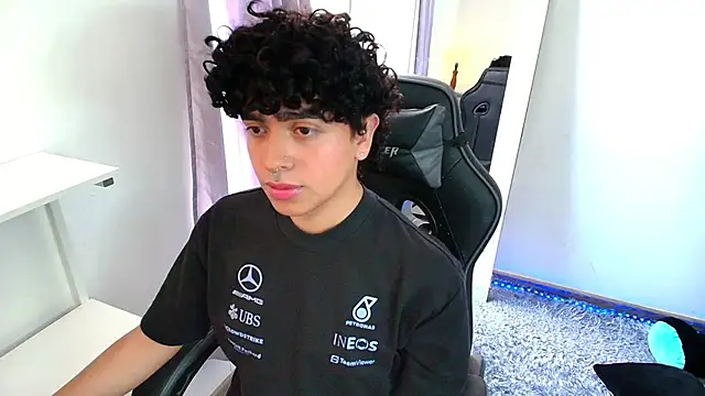 Snapshot of _nickconnor01 chatting on January 7, 2025, 8:21 pm nickconnor01 online show from January 7, 2025, 8:21 pm