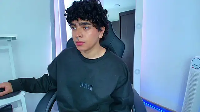 Snapshot of _nickconnor01 chatting on January 17, 2025, 4:26 pm nickconnor01 online show from January 17, 2025, 4:26 pm