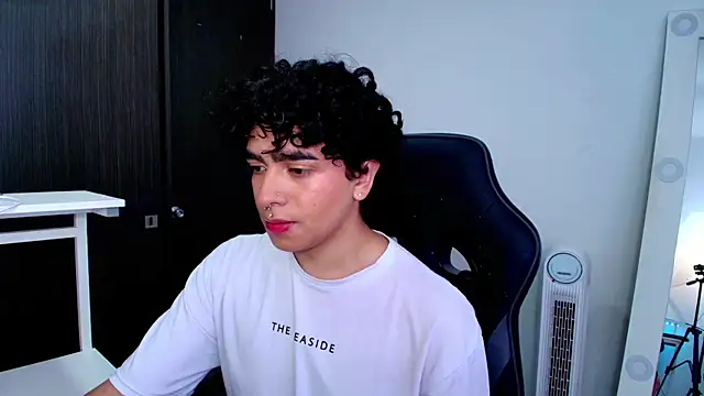 Snapshot of _nickconnor01 chatting on January 29, 2025, 5:45 pm nickconnor01 online show from January 29, 2025, 5:45 pm