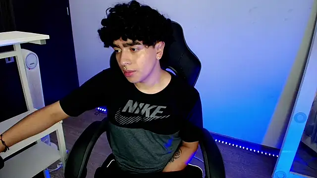 Snapshot of _nickconnor01 chatting on February 7, 2025, 10:41 pm nickconnor01 online show from February 7, 2025, 10:41 pm