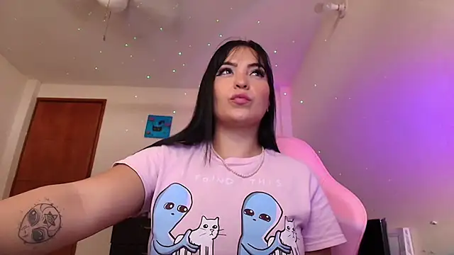 alissa grey21 online show from November 1, 2025, 11:01 am