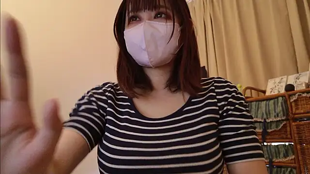 Snapshot of Megu_Melon chatting on July 25, 2026, 6:44 am Megu Melon online show from July 25, 2026, 6:44 am