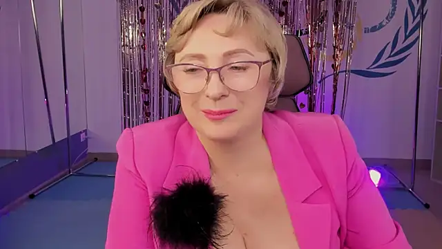 sugar vivien online show from February 26, 2025, 12:14 pm