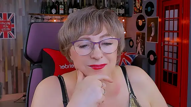 sugar vivien online show from October 12, 2025, 1:32 pm