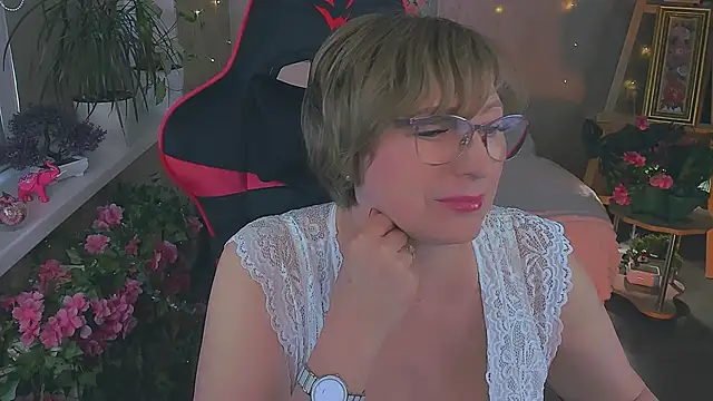 Snapshot of sugar_vivien chatting on April 28, 2026, 1:38 pm sugar vivien online show from April 28, 2026, 1:38 pm