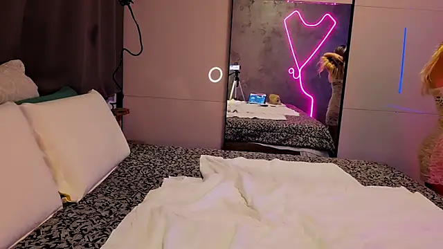 LeylaRosse online show from January 13, 2026, 8:52 am