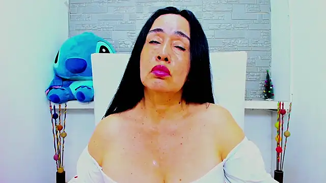 HorniestMilf online show from January 18, 2026, 7:28 pm