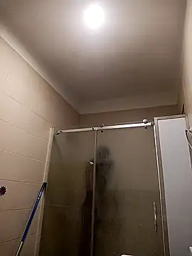 Snapshot of alexxssy chatting on November 6, 2025, 9:05 pm alexxssy online show from November 6, 2025, 9:05 pm