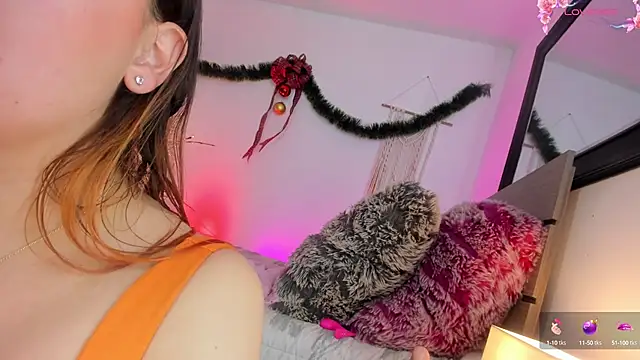 Eyleen 24 online show from December 17, 2024, 10:22 pm