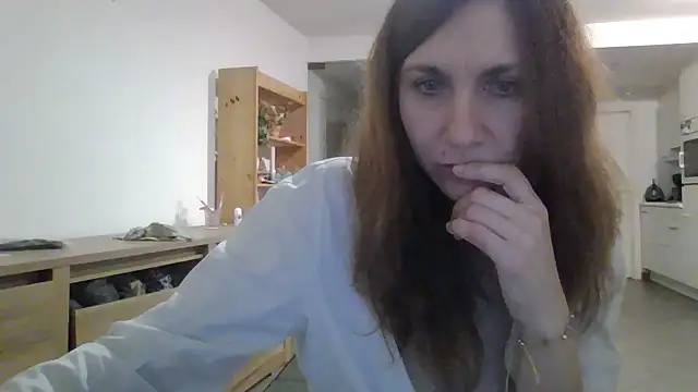 JasmineGlamour online show from March 6, 2026, 11:12 pm