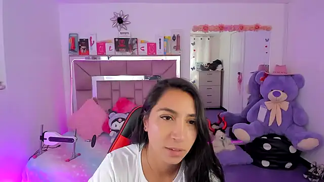 AriadnaCappelletty online show from July 4, 2026, 4:35 pm