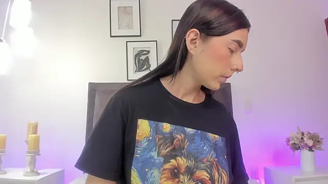 Snapshot of helen_mooree chatting on March 10, 2026, 12:43 pm helen mooree online show from March 10, 2026, 12:43 pm