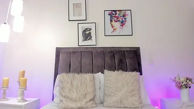 Snapshot of helen_mooree chatting on March 12, 2026, 12:44 pm helen mooree online show from March 12, 2026, 12:44 pm