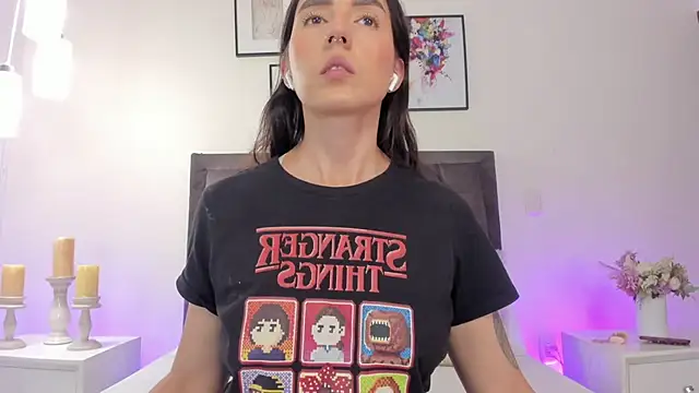 Snapshot of helen_mooree chatting on March 27, 2026, 12:38 pm helen mooree online show from March 27, 2026, 12:38 pm