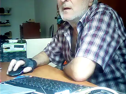zormen355 online show from June 4, 2026, 2:12 pm