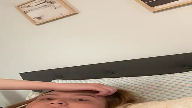 PhatAssBlond online show from December 24, 2024, 9:22 pm