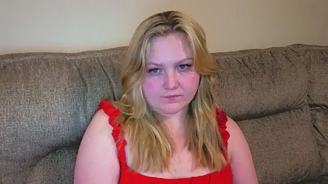 Snapshot of PhatAssBlond chatting on March 21, 2026, 2:49 am PhatAssBlond online show from March 21, 2026, 2:49 am