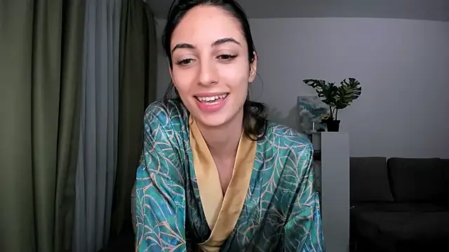Melanie Angel online show from May 7, 2026, 11:32 pm