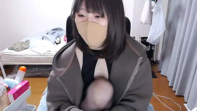 Snapshot of izumi__123 chatting on November 17, 2025, 3:18 pm izumi 123 online show from November 17, 2025, 3:18 pm