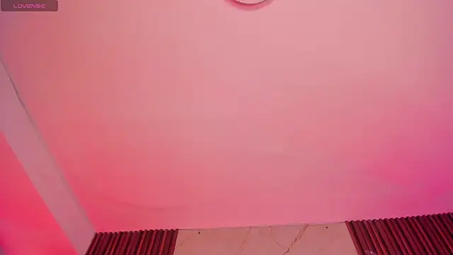 Snapshot of Emiilycollins chatting on December 27, 2024, 1:53 am Emiilycollins online show from December 27, 2024, 1:53 am