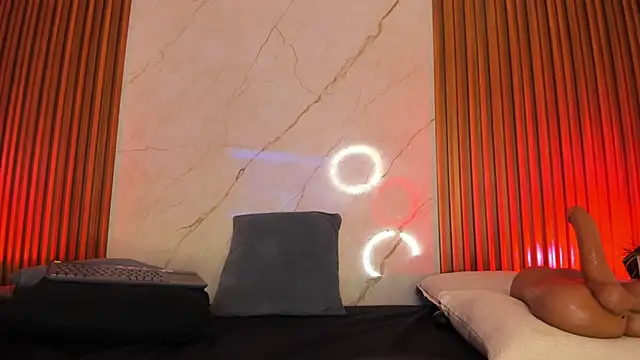 Snapshot of Emiilycollins chatting on February 11, 2025, 7:12 am Emiilycollins online show from February 11, 2025, 7:12 am