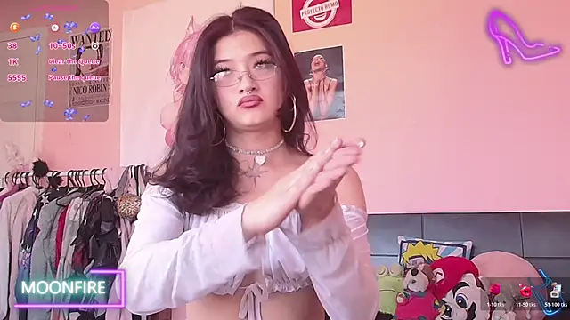 moonfiredancer online show from December 16, 2025, 3:06 pm