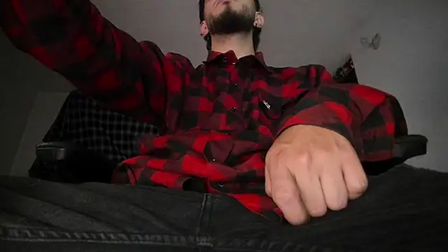 s sven03 online show from September 12, 2025, 1:49 am