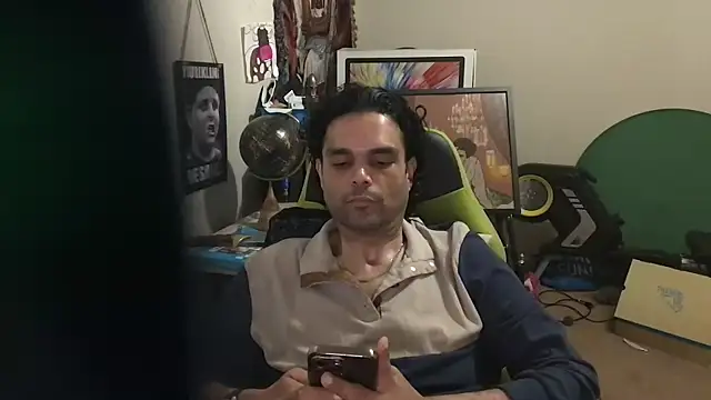 Snapshot of GForceSavage chatting on May 19, 2026, 2:18 am GForceSavage online show from May 19, 2026, 2:18 am