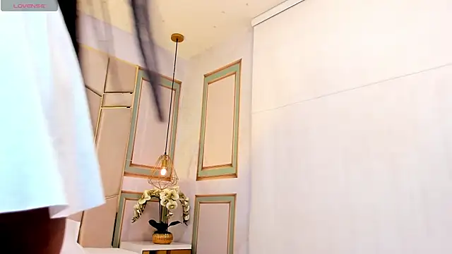 abby adams20 online show from December 3, 2025, 2:19 am