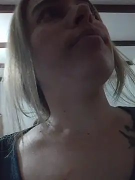 Amelia1  online show from June 12, 2026, 2:43 am
