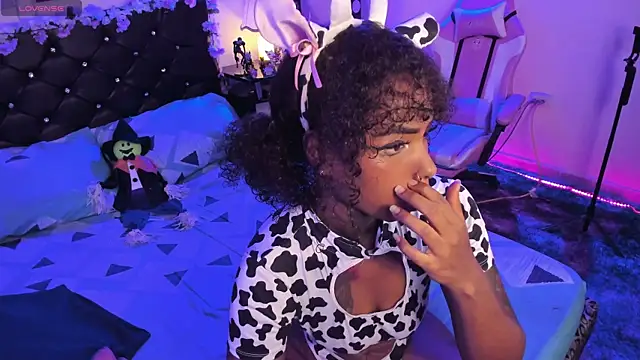 kary bunny3 online show from October 6, 2025, 6:22 am