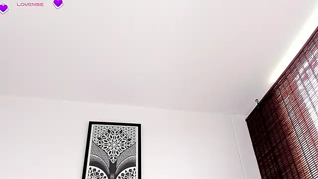 VeronicaTonu online show from November 15, 2025, 2:57 pm