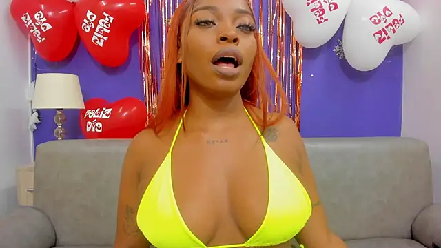 Snapshot of ShantalGomes chatting on February 12, 2026, 7:53 pm ShantalGomes online show from February 12, 2026, 7:53 pm