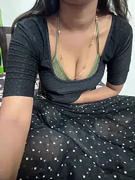 Snapshot of AASHI66 chatting on December 26, 2024, 4:47 pm AASHI66 online show from December 26, 2024, 4:47 pm