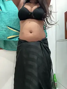 Snapshot of AASHI66 chatting on October 23, 2025, 6:39 pm AASHI66 online show from October 23, 2025, 6:39 pm