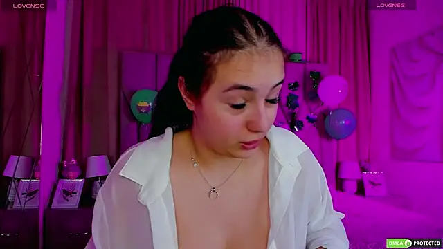 Snapshot of JennyFerguson chatting on March 17, 2025, 10:06 pm JennyFerguson online show from March 17, 2025, 10:06 pm