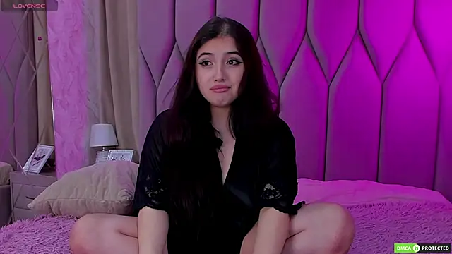 Snapshot of JennyFerguson chatting on September 10, 2025, 6:35 am JennyFerguson online show from September 10, 2025, 6:35 am