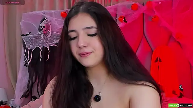 Snapshot of JennyFerguson chatting on October 22, 2025, 4:24 am JennyFerguson online show from October 22, 2025, 4:24 am